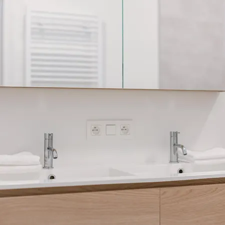 Apartment Modern In The Iconic Ensor Tower Ostende