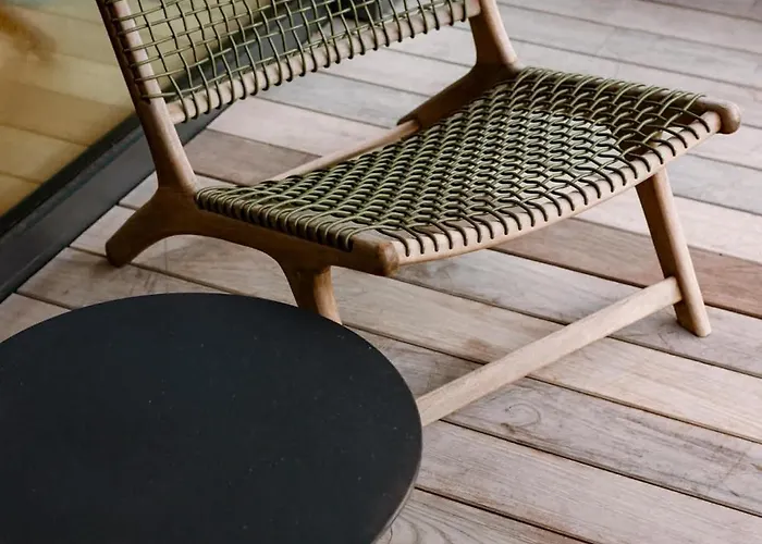 Modern In The Iconic Ensor Tower Apartament *