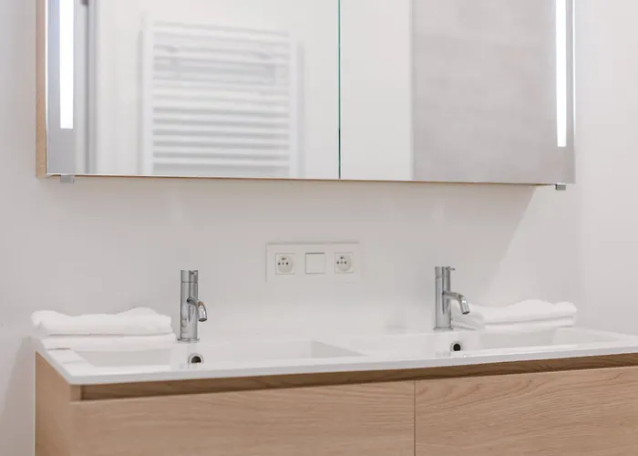 Apartament Modern In The Iconic Ensor Tower Ostenda