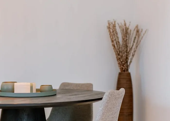 Lejlighed Modern In The Iconic Ensor Tower