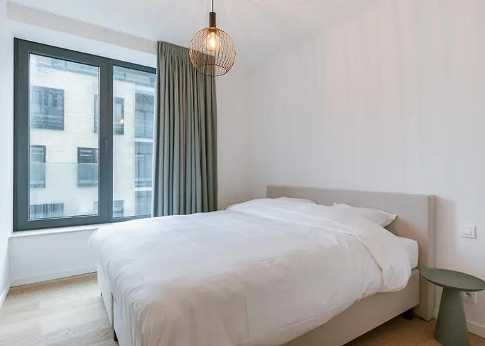 Modern In The Iconic Ensor Tower Lejlighed *